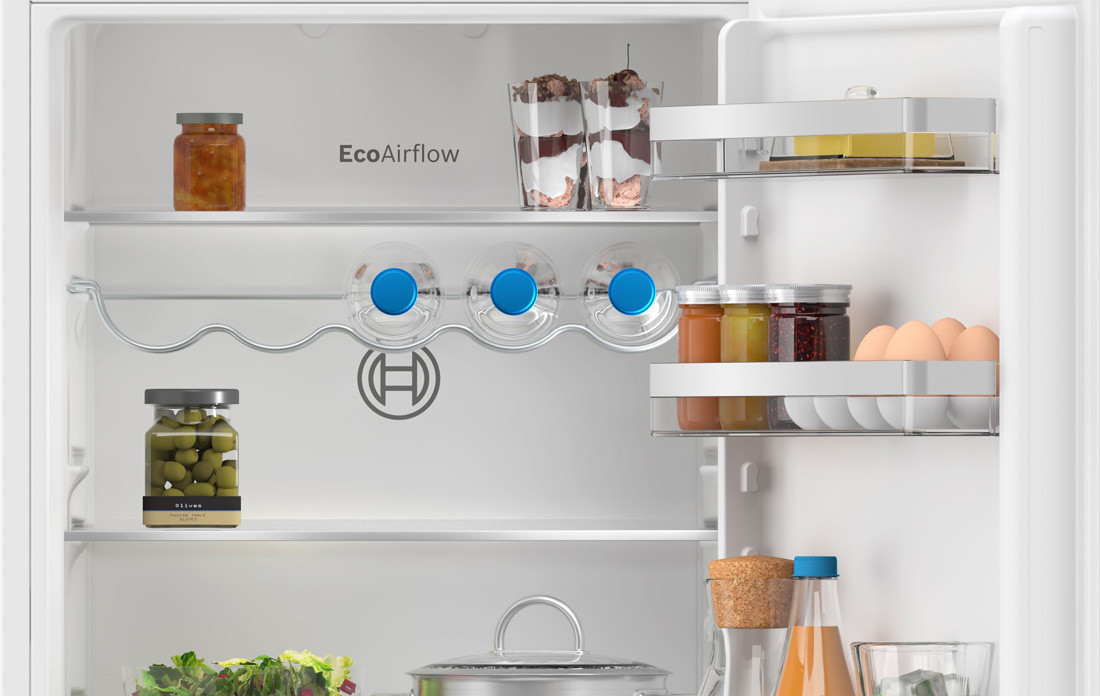 Stabilne półki na drzwiach